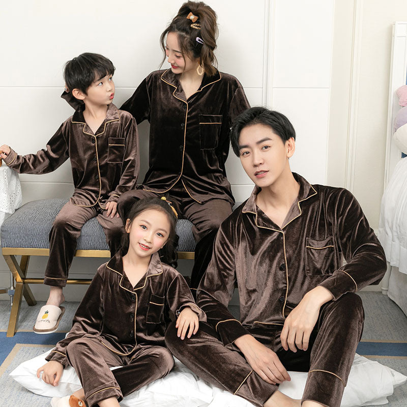 Simple Solid Color Large Size Parent-Child Pajamas