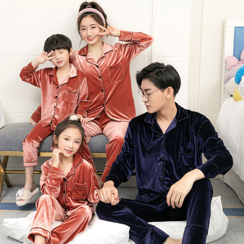 Simple Solid Color Large Size Parent-Child Pajamas