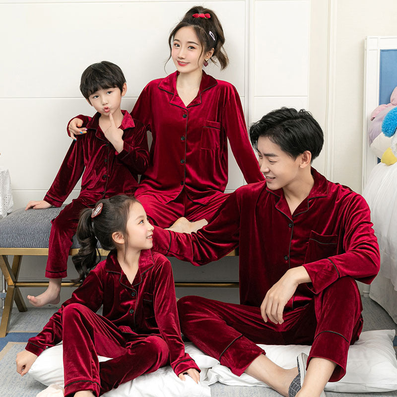 Simple Solid Color Large Size Parent-Child Pajamas