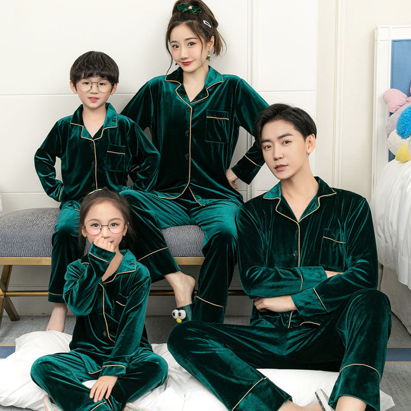 Simple Solid Color Large Size Parent-Child Pajamas