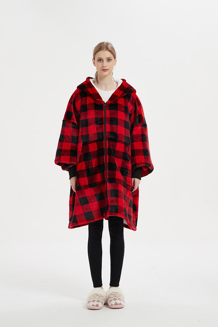 Medium Length Flannel Pajamas Can Be Worn Outside